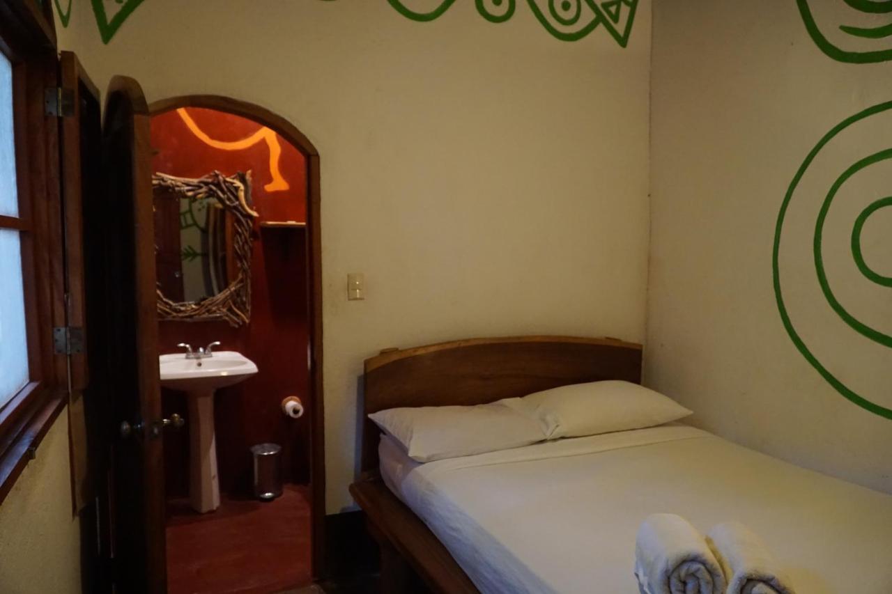Cueva Nica Hotel Granada Exterior photo